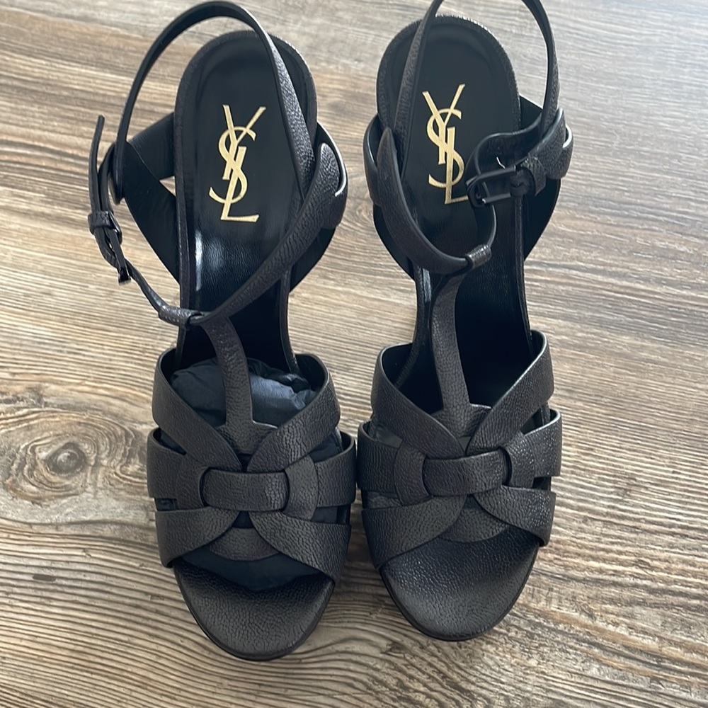 Saint Laurent Goudron